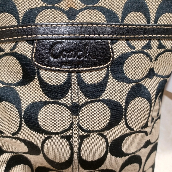 Coach crossbody - Picture 3 of 8